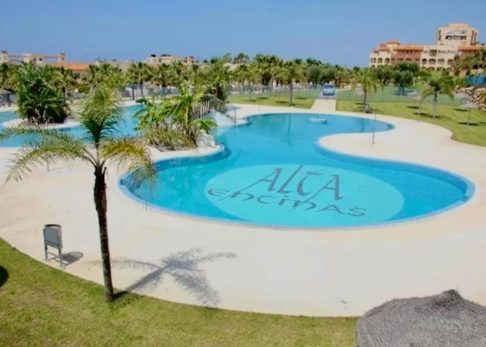 Almerimar Amplio Apartamento De 3 Habitaciones Con Piscina, Pista De Padel, Futbol Y Garaje Cubierto Para 2 Coches En Altas Entinas