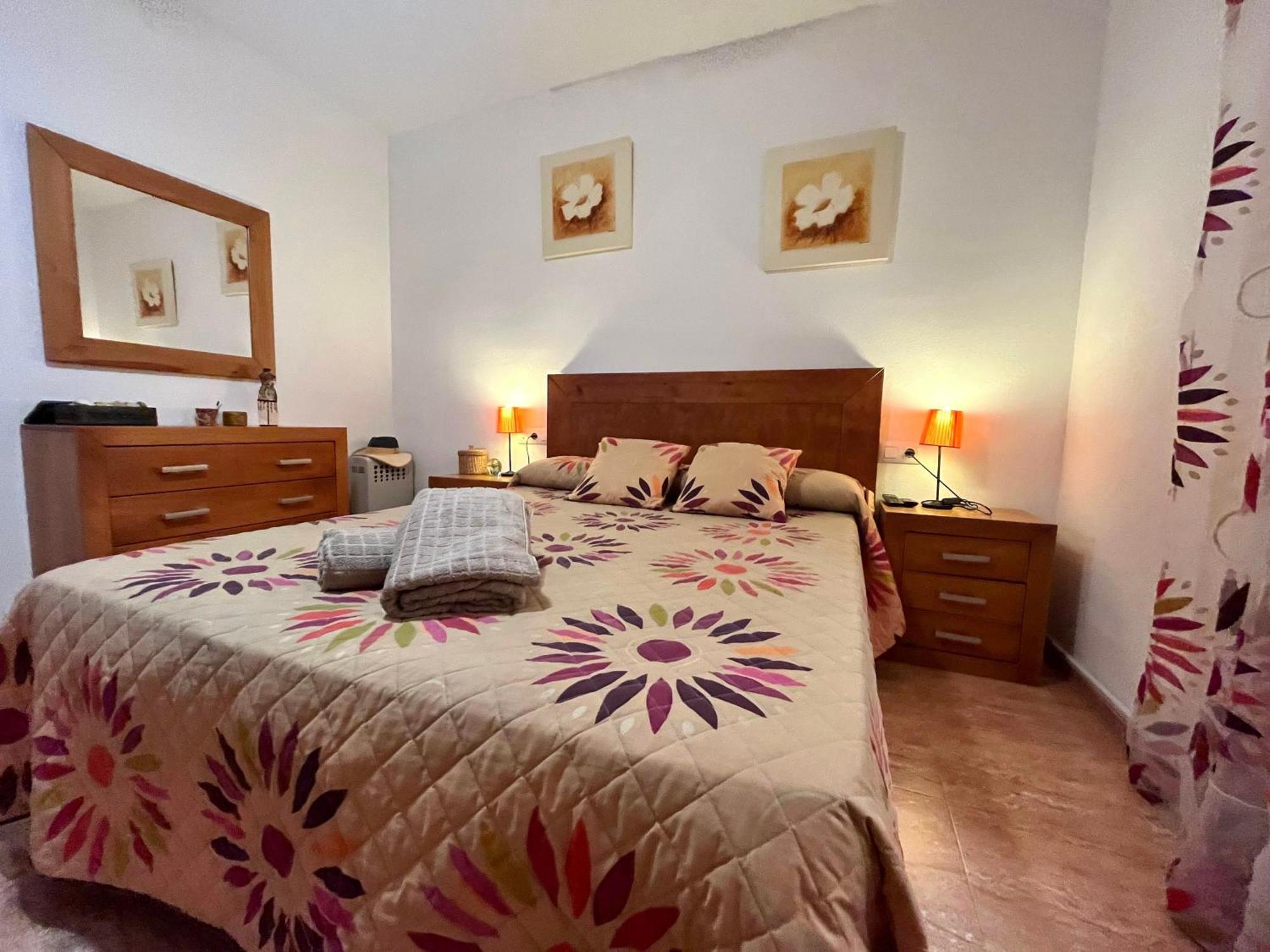 Apartment Amplio De 3 Con Piscina, Pista De Padel, Futbol Y Garaje Cubierto 2 Coches En Altas Entinas Almerimar
