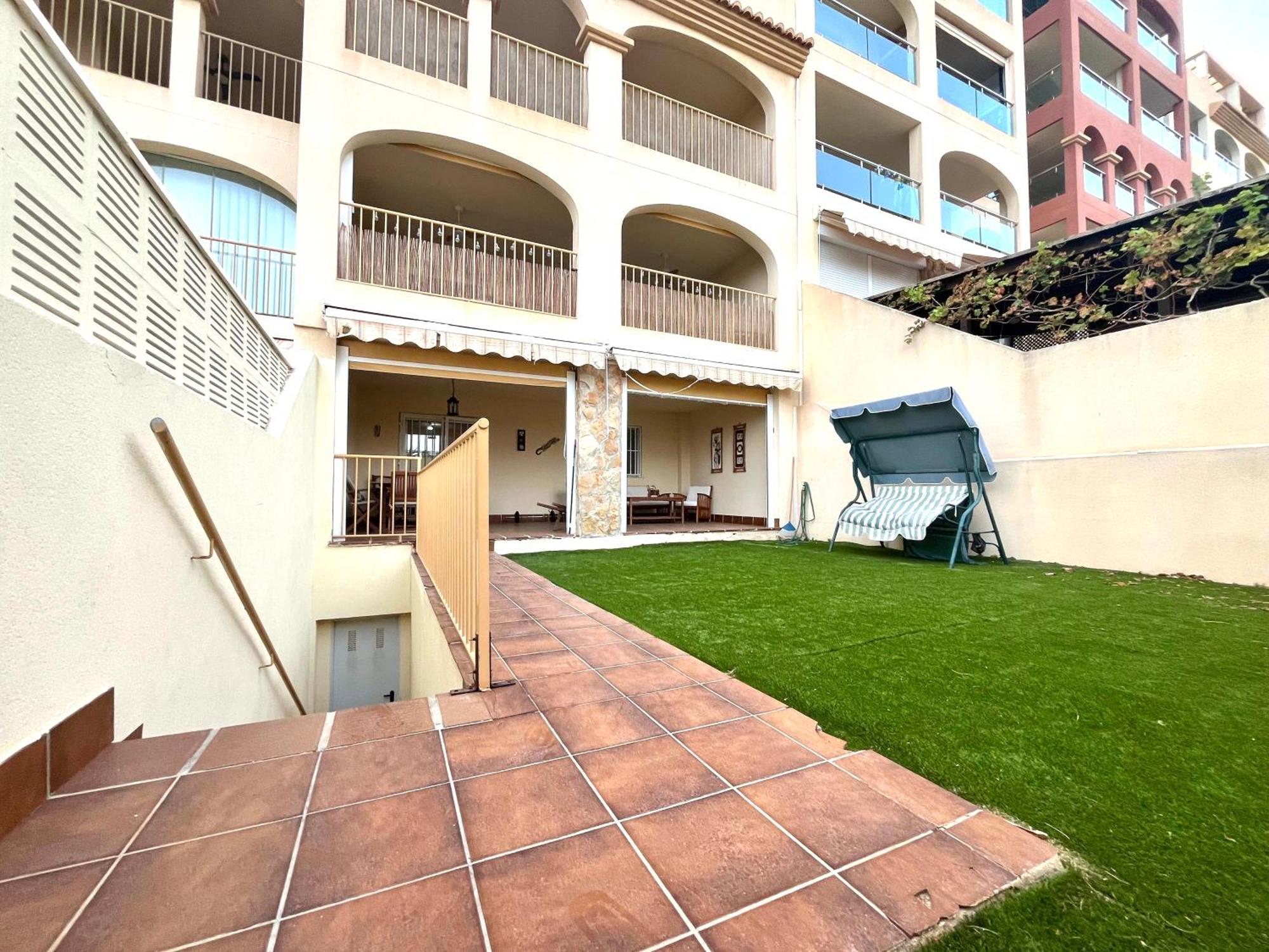 Amplio De 3 Con Piscina, Pista De Padel, Futbol Y Garaje Cubierto 2 Coches En Altas Entinas Apartment *