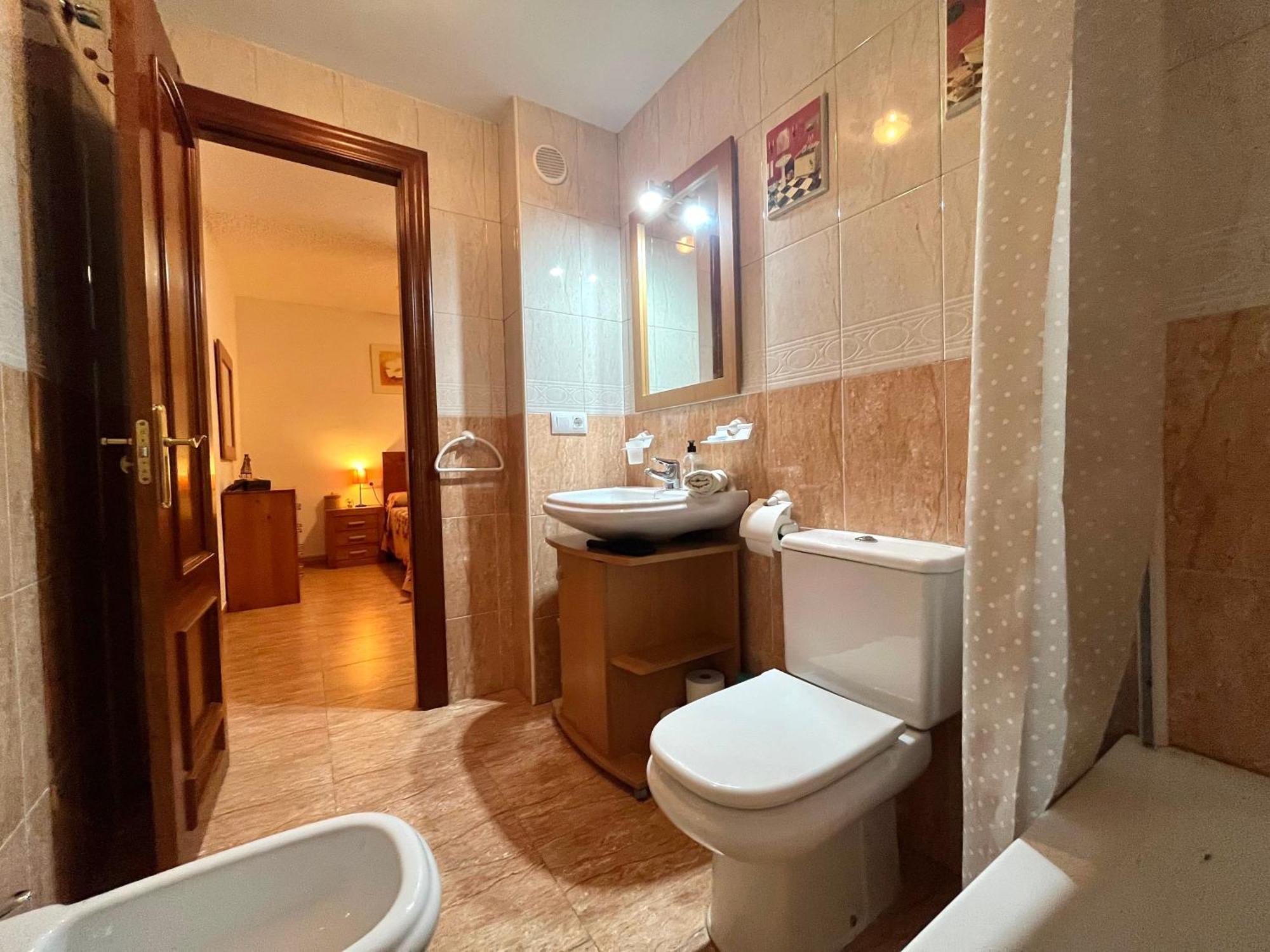 Apartment Amplio De 3 Con Piscina, Pista De Padel, Futbol Y Garaje Cubierto 2 Coches En Altas Entinas *