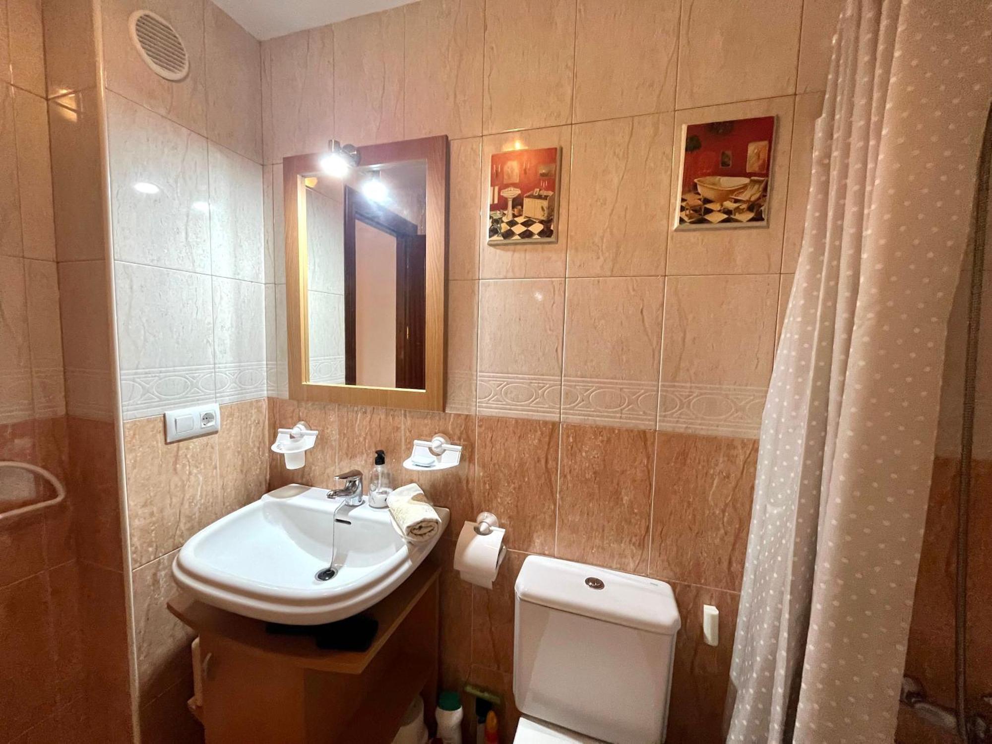 Apartment Amplio De 3 Con Piscina, Pista De Padel, Futbol Y Garaje Cubierto 2 Coches En Altas Entinas *
